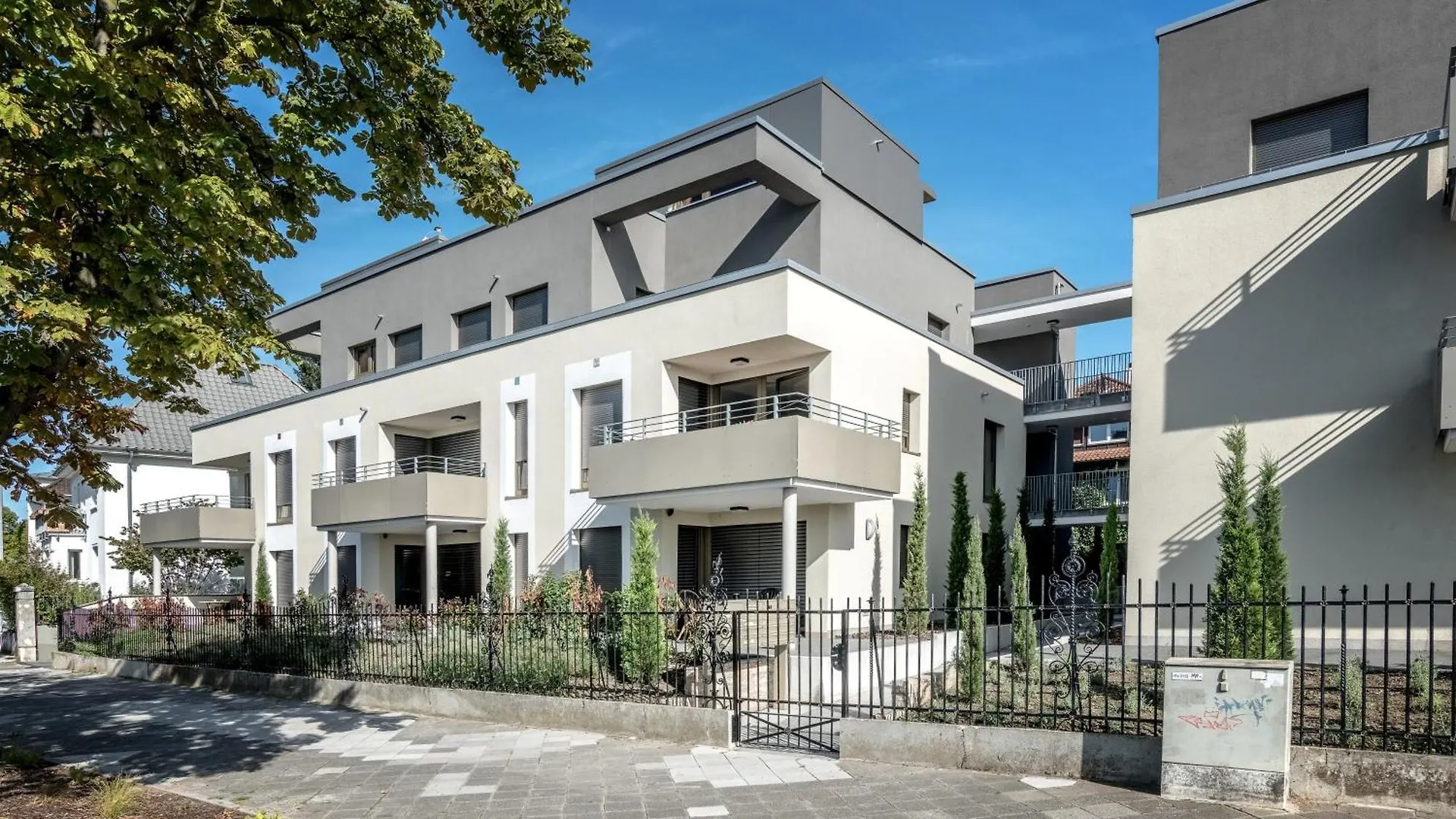 Au-Villen Feudenheim S6, Penthouse Maisonette 2-4P Mannheim Lejlighed